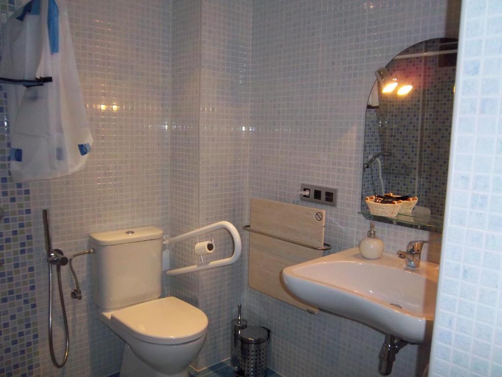 Apartamentos Entrepalacios Avilés Pokoj fotografie