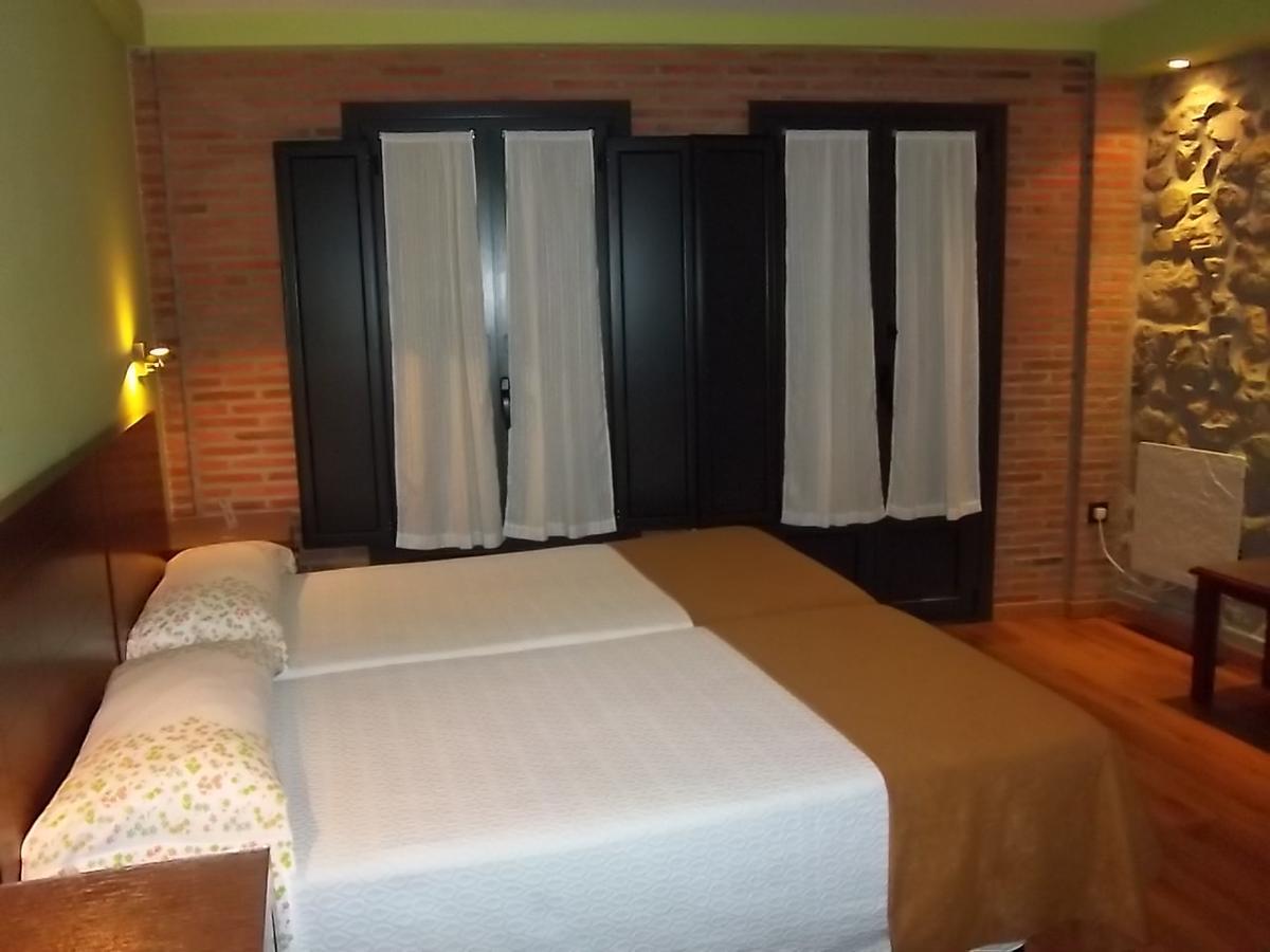 Apartamentos Entrepalacios Avilés Exteriér fotografie